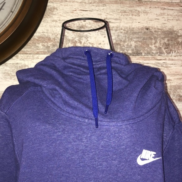 Nike sweatshirt WOMEN'S HOODIE WITH EMBROIDERED LOGO IN CONTRAST funnel … - Picture 3 of 5